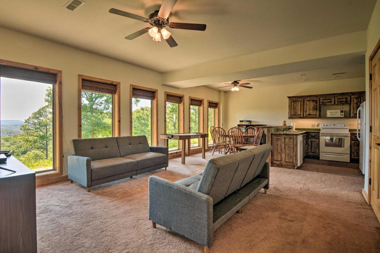 Spacious Log Cabin With Fire Pit And Game Room! Eureka Springs Luaran gambar