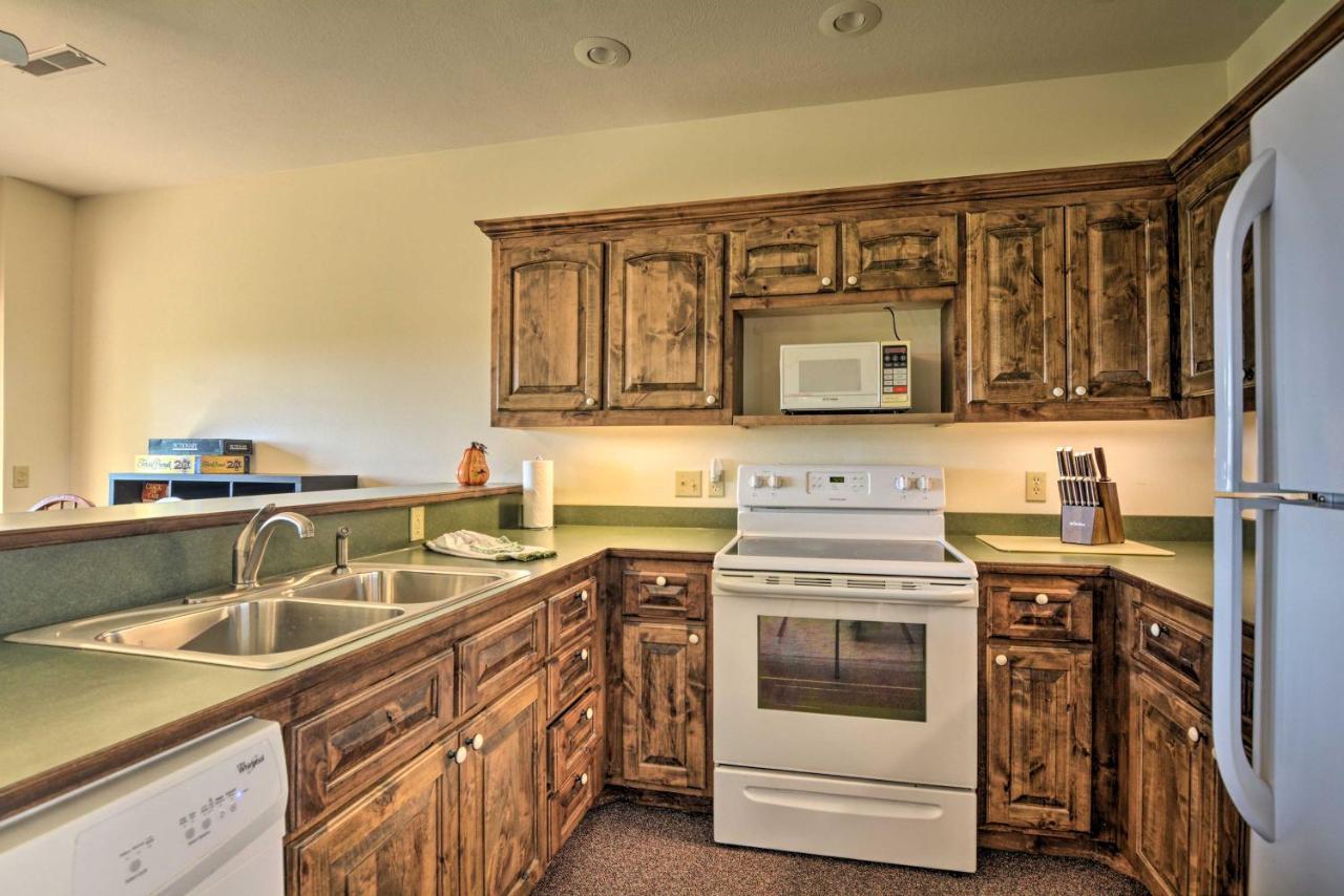 Spacious Log Cabin With Fire Pit And Game Room! Eureka Springs Luaran gambar