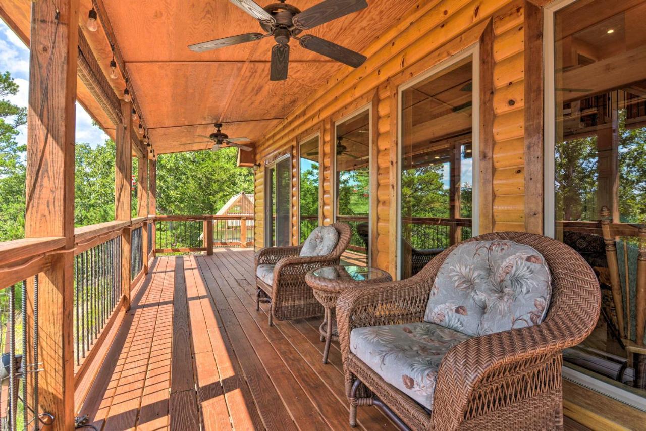 Spacious Log Cabin With Fire Pit And Game Room! Eureka Springs Luaran gambar