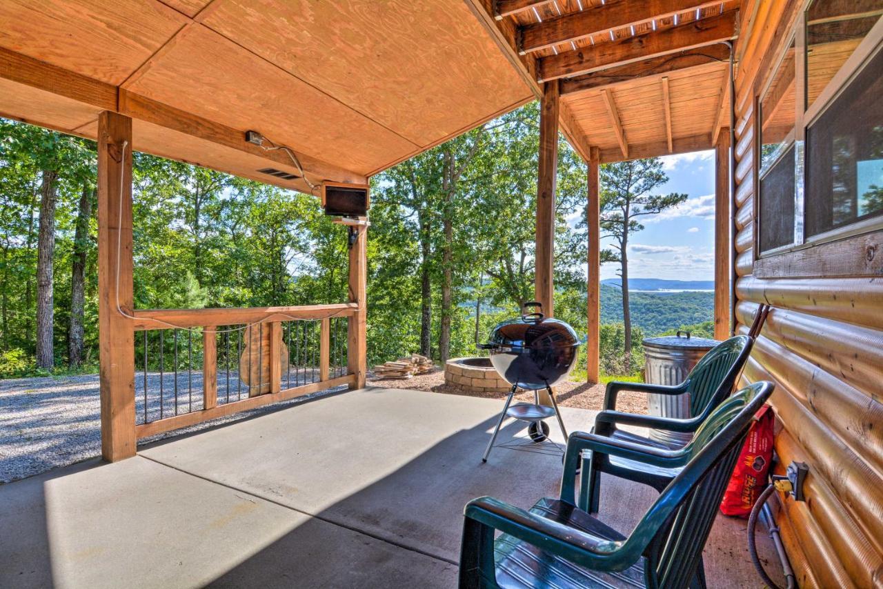 Spacious Log Cabin With Fire Pit And Game Room! Eureka Springs Luaran gambar