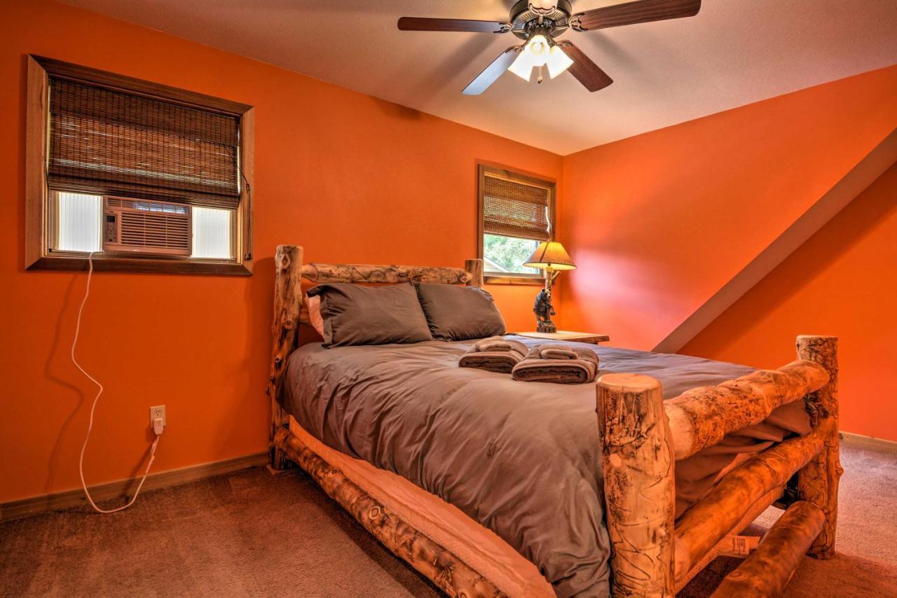 Spacious Log Cabin With Fire Pit And Game Room! Eureka Springs Luaran gambar